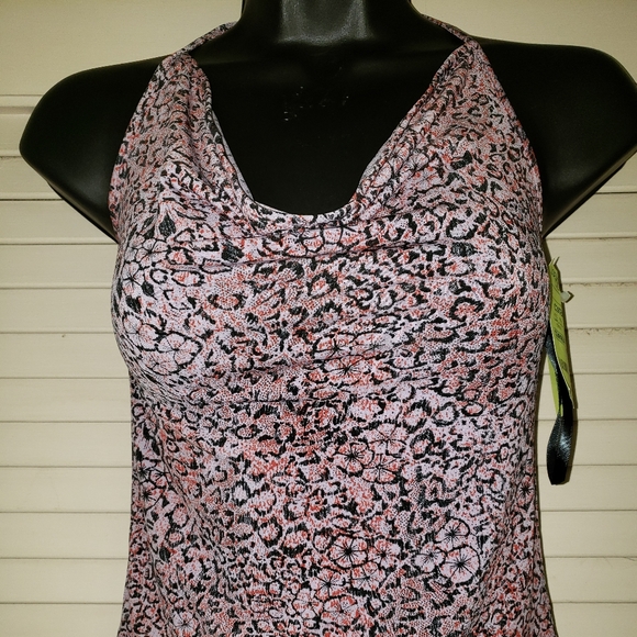 Halter top - Picture 2 of 4